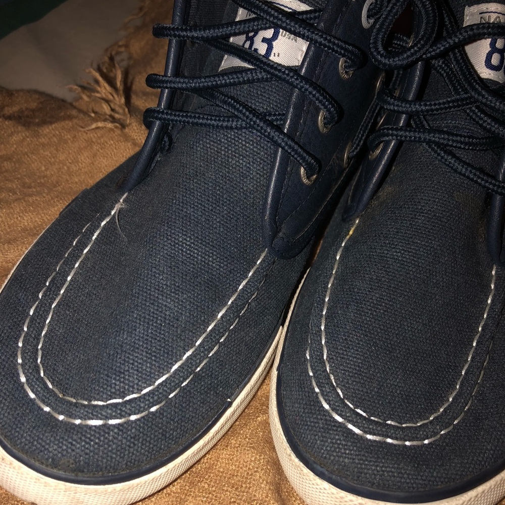Nautica shoes size 6 blue suede  NEW